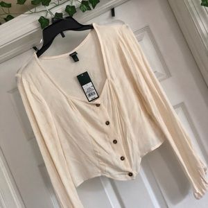 WILD FABLE // Ivory Button Blouse w Sleeve Detail